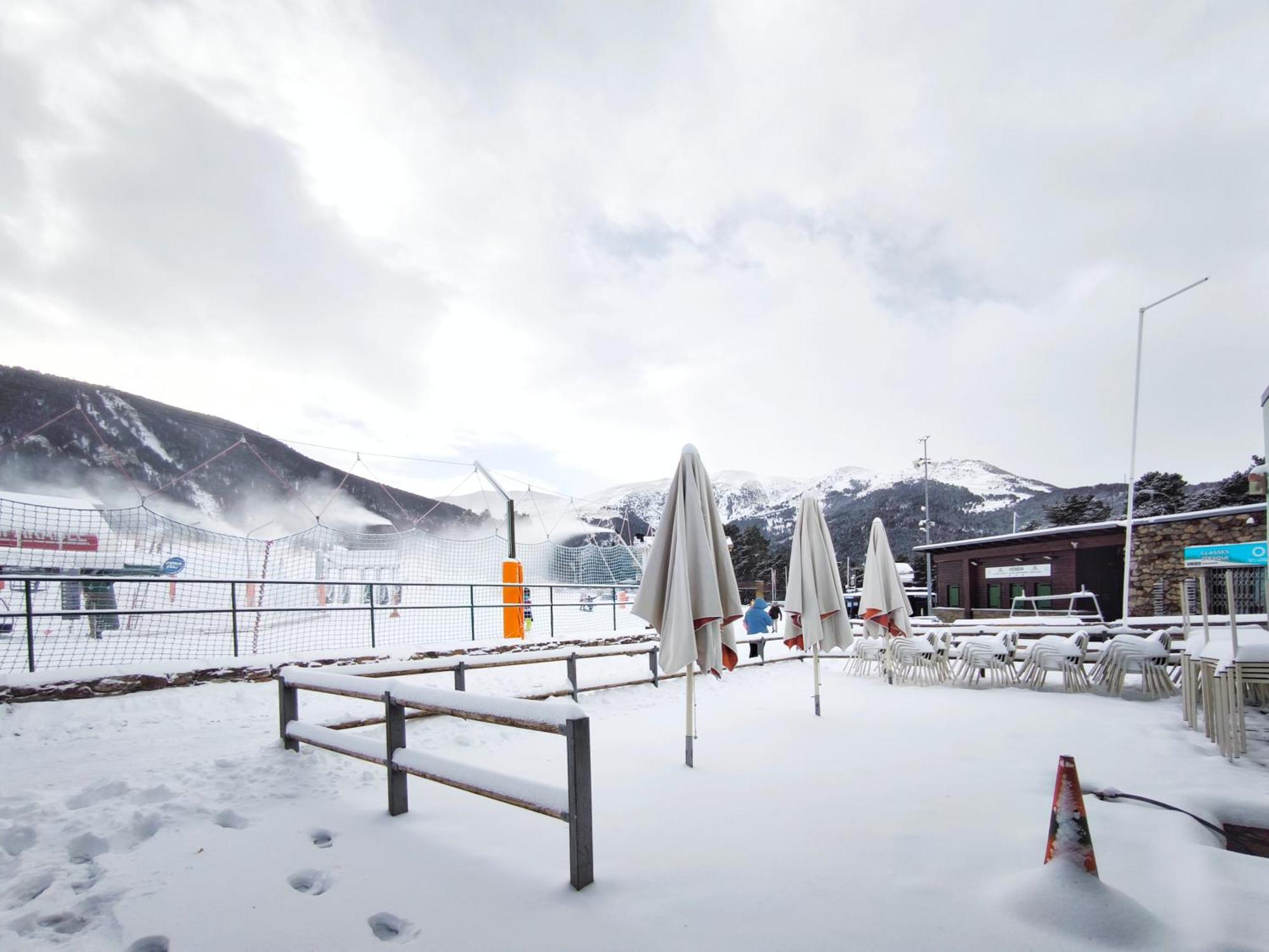 Apartamento a pie de pistas La Molina con vistas Exterior foto